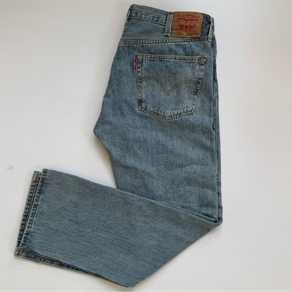 Levi's Men's Light Blue Straight Jeans
